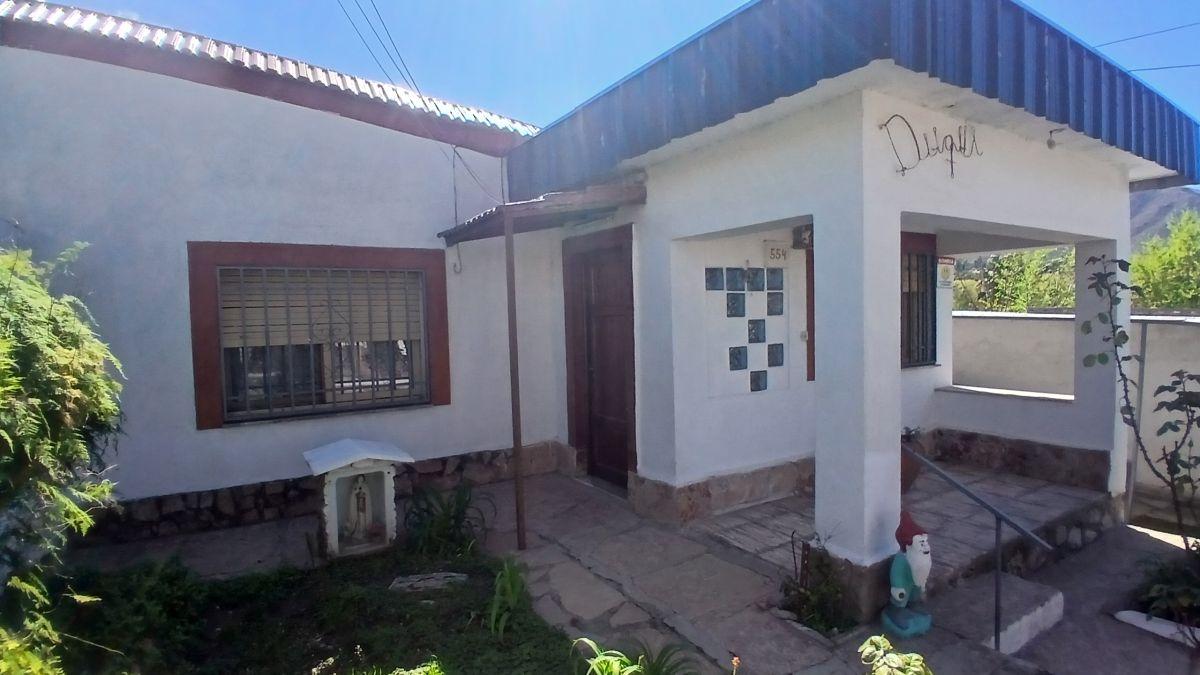 Foto de CASA CON DEPARTAMENTO EN LA FALDA, imagen 5