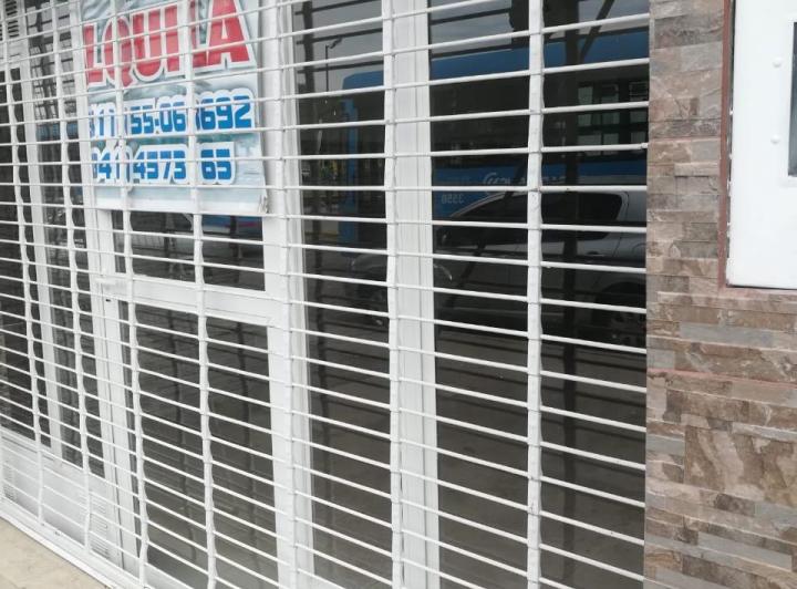 LOCAL DE NEGOCIO  UBICADO JUNIN 6600 FRENTE DISTRITO NOROESTE 5