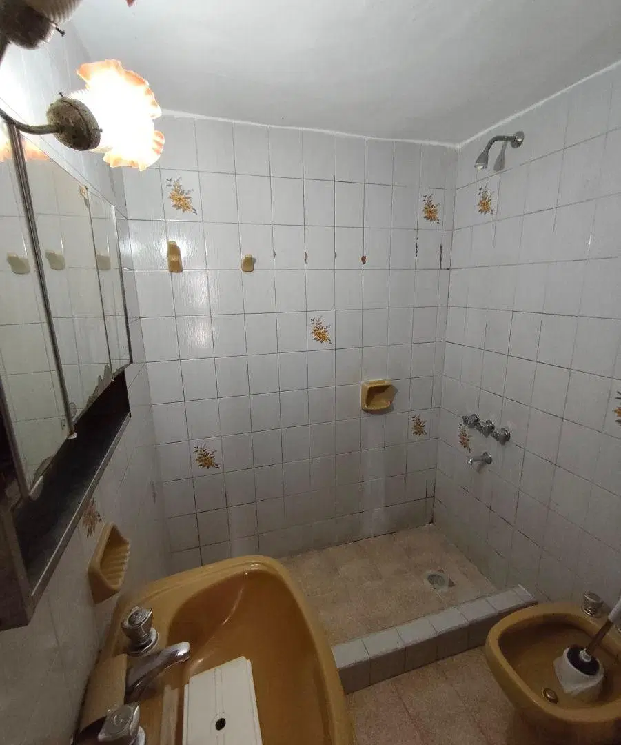Casa Muy Amplia 2 dormitorios en 187 m² SUAREZ Nº 3847 4