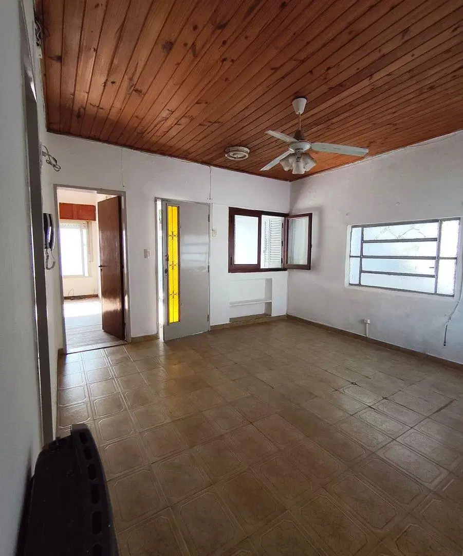 Casa Muy Amplia 2 dormitorios en 187 m² SUAREZ Nº 3847 5