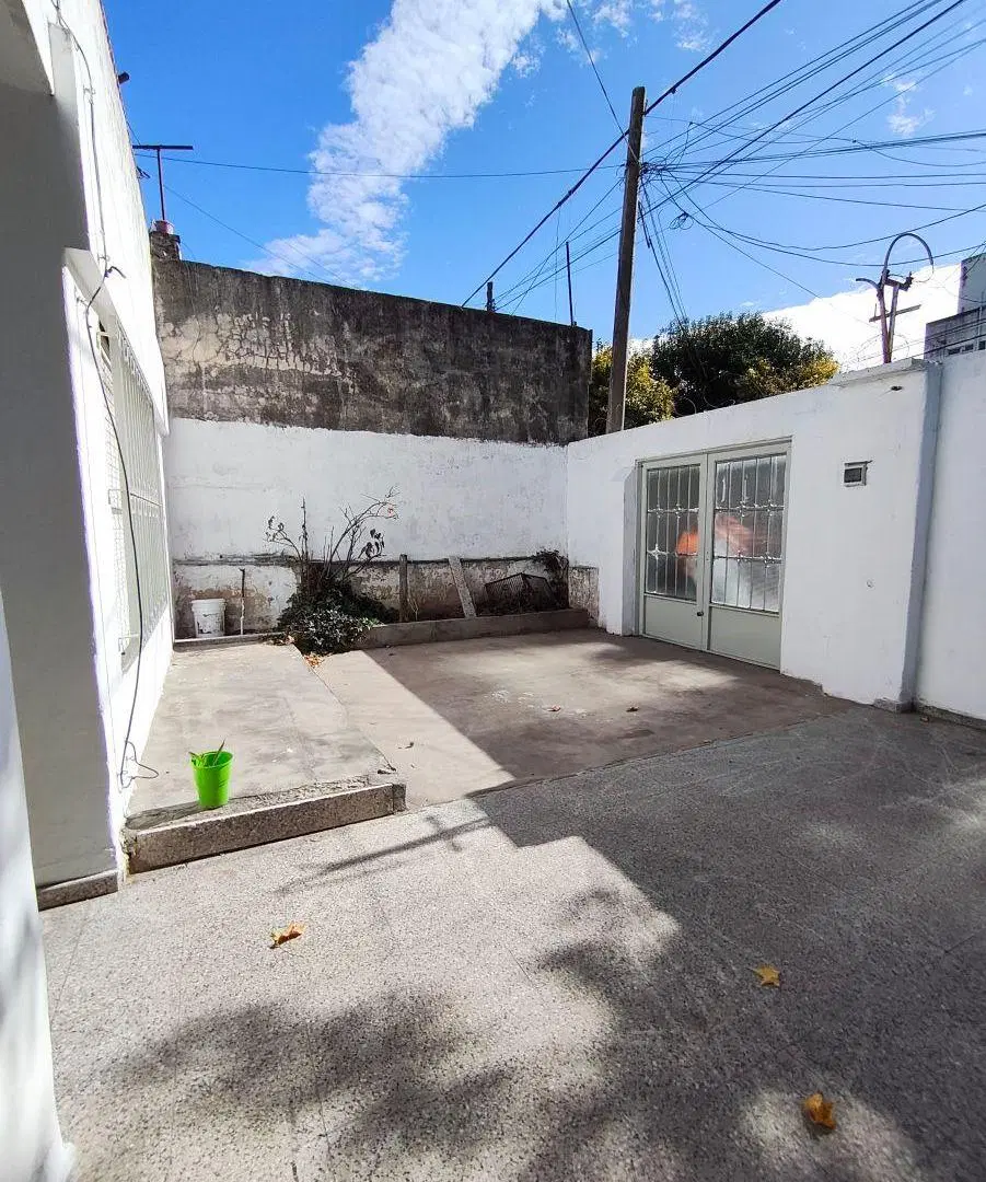 Casa Muy Amplia 2 dormitorios en 187 m² SUAREZ Nº 3847 3