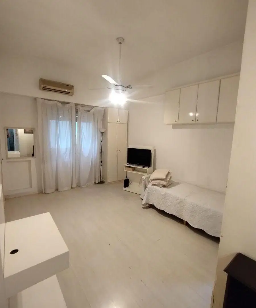 Monoambiente 33,70 m2 CABA luminoso 5