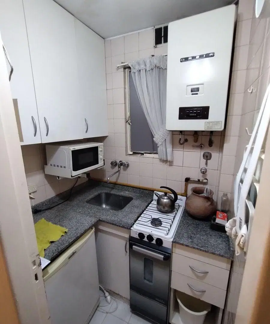 Monoambiente 33,70 m2 CABA luminoso 3