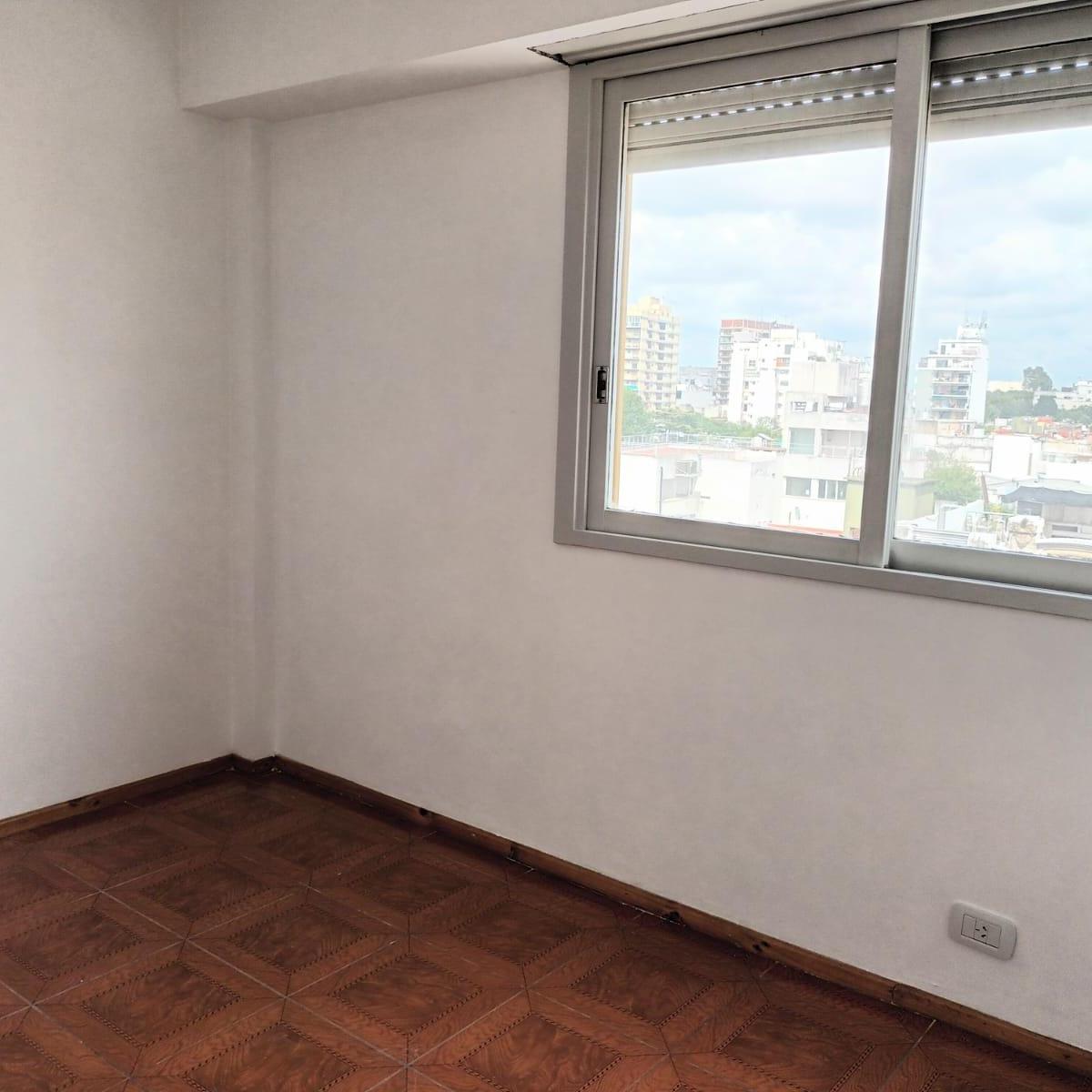 Dueño Vende Departamento 3 Ambientes con Cochera, Impecable Estado 3