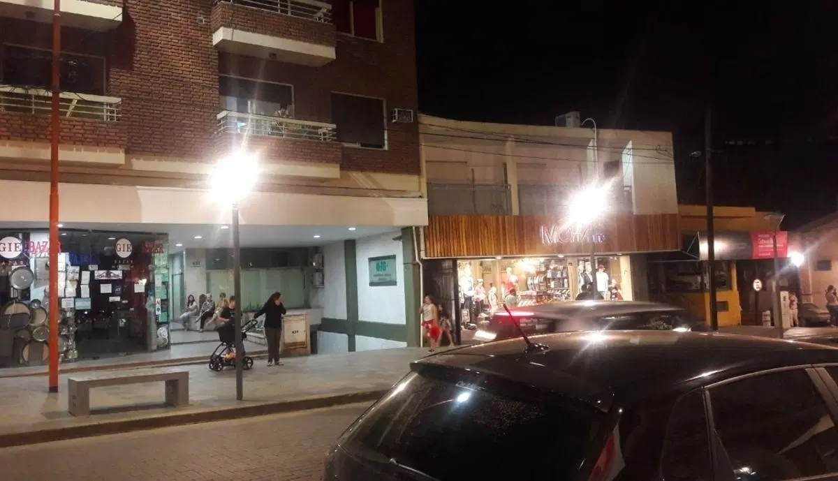 ALQUILER COMERCIAL CARLOS PAZ 2