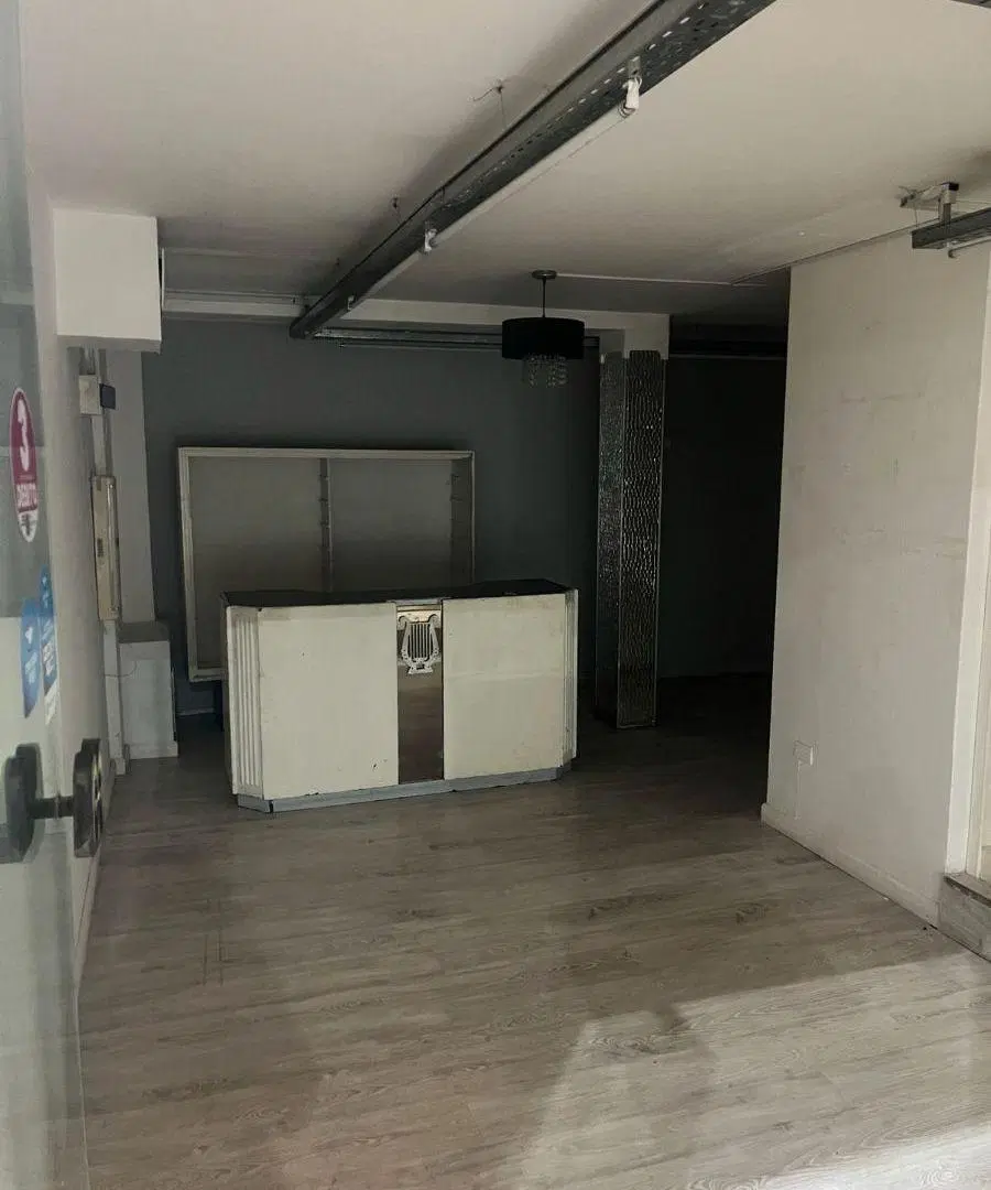 ALQUILER LOCAL 4