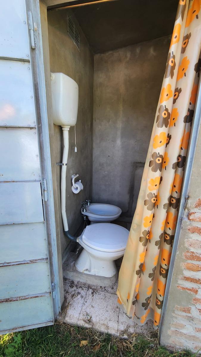 Oportunidad Casa Quinta en Barrio Caima en Excelente Estado 4