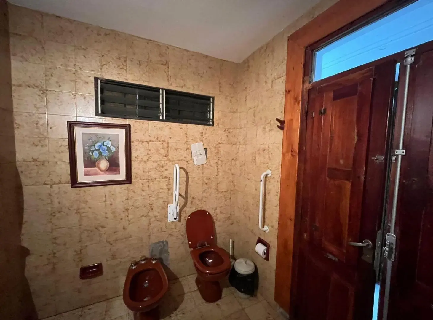 Casa en alquiler en pleno centro — Ideal para oficinas o consultorios 4