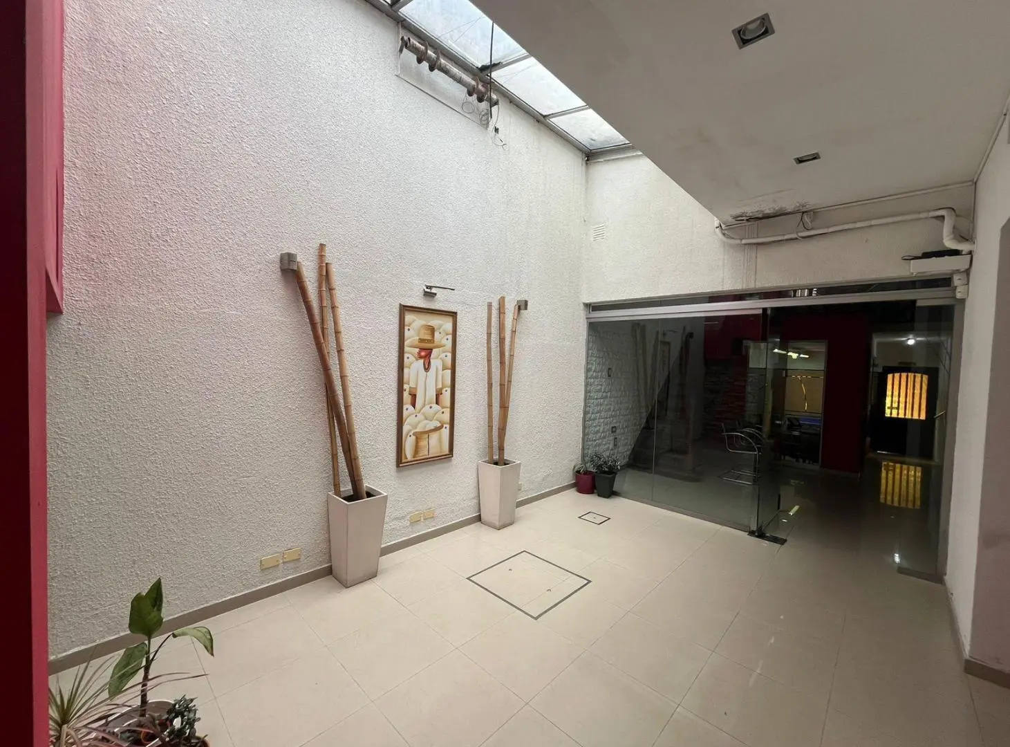 Casa en alquiler en pleno centro — Ideal para oficinas o consultorios 5