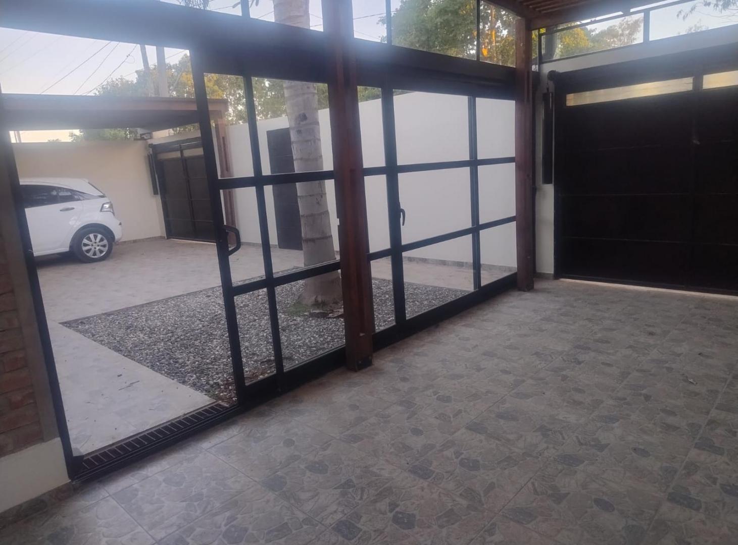 Foto de Moderna Propiedad de 2 dormitorios frente al Liceo en Recreo, imagen 1