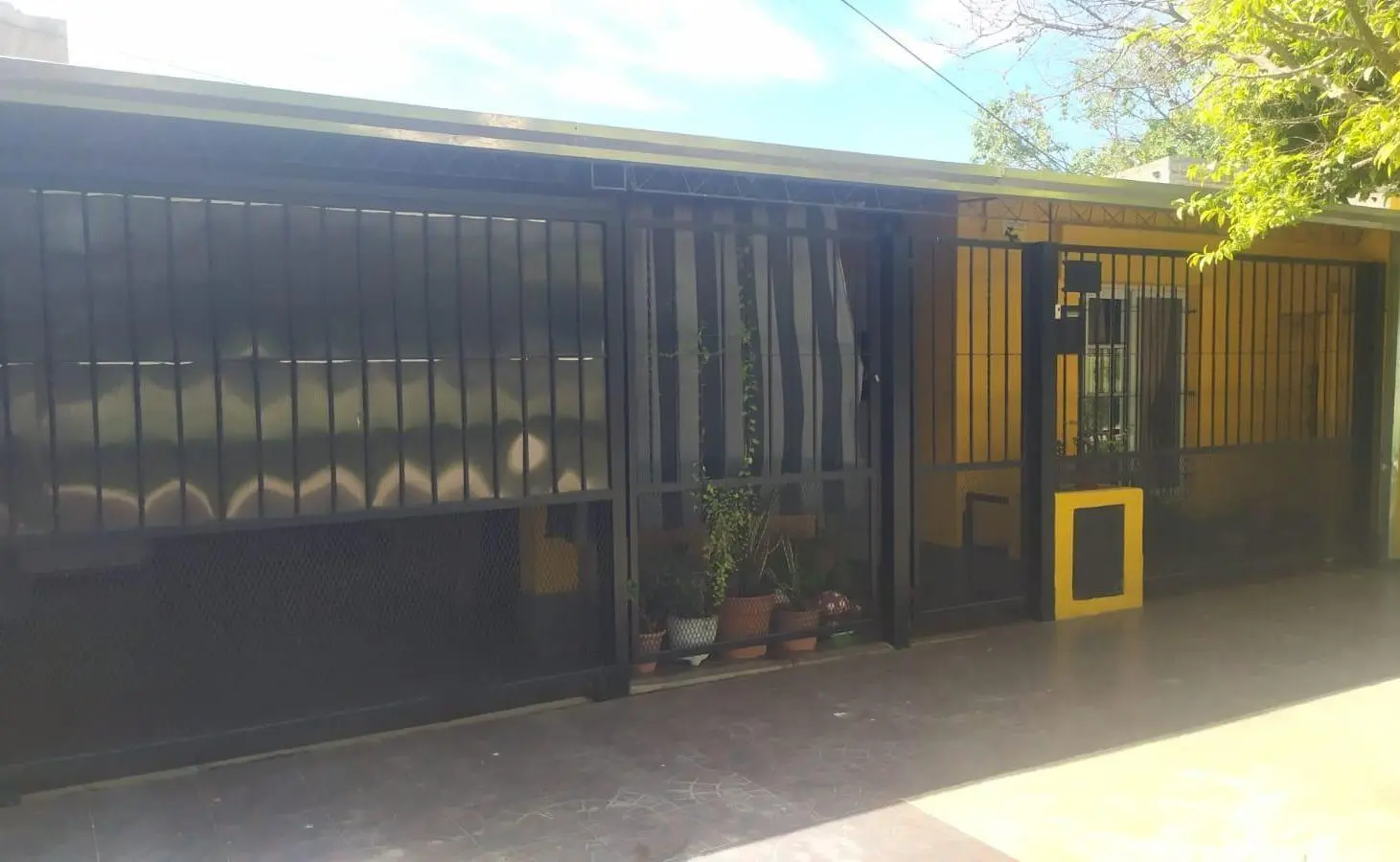 Casa 3 dormitorios y garage en la zona mas tranquila de Recreo 5