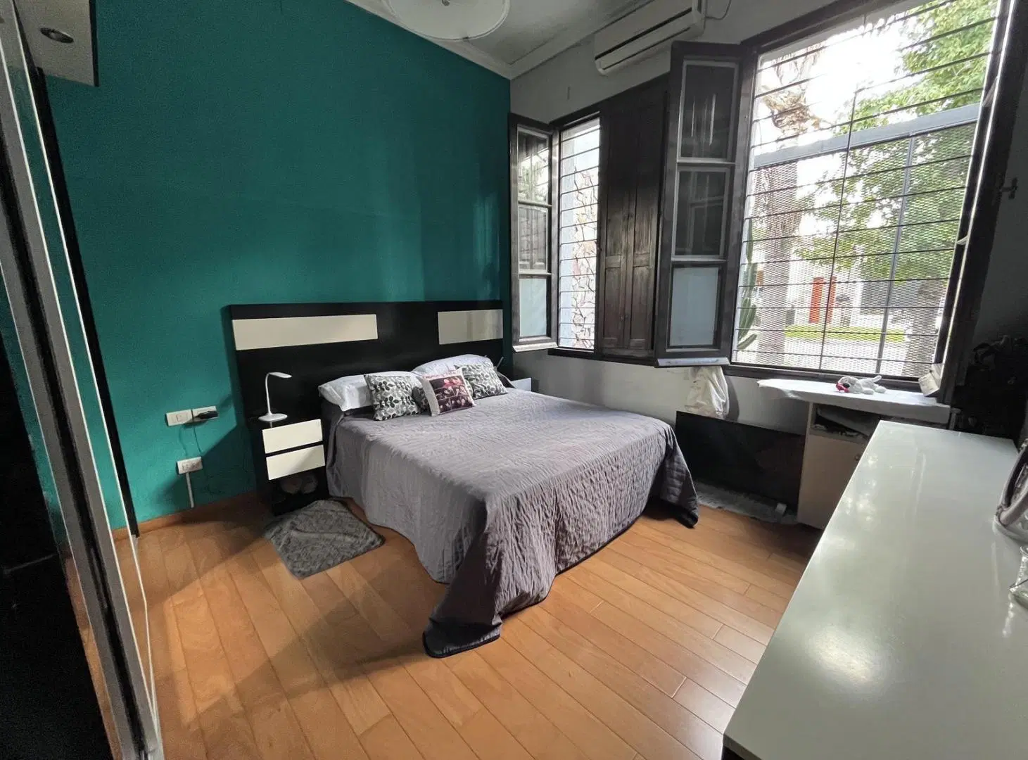 En venta casa moderna a metros de la costanera santafesina !! 5