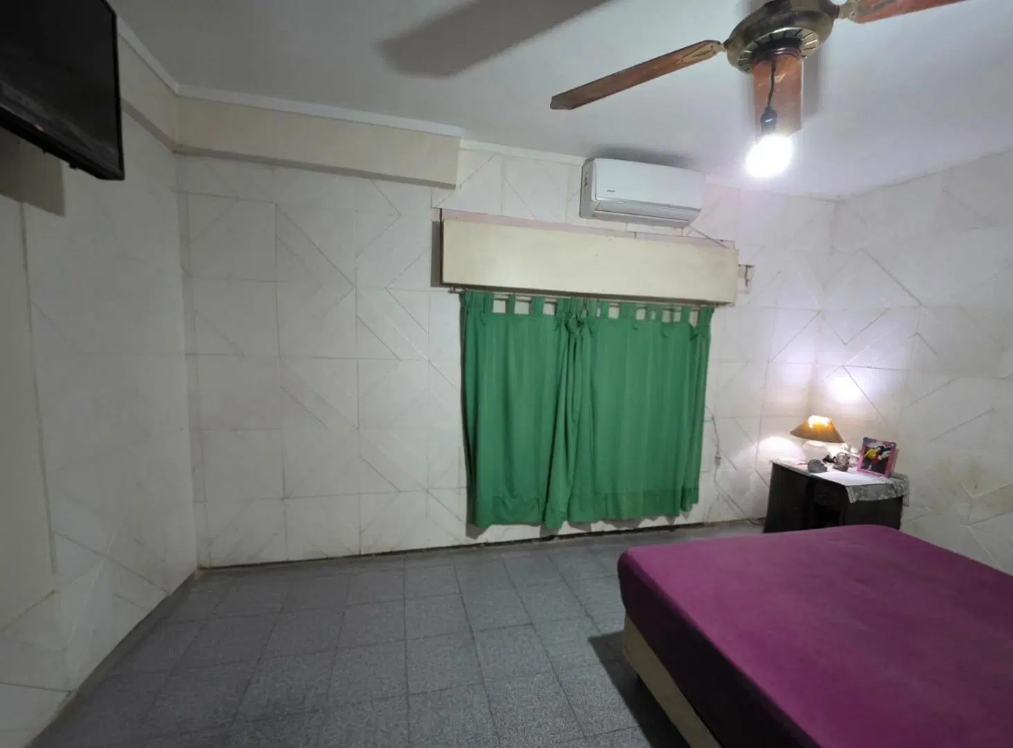 Oportunidad Casa amplia con departamento independiente 3