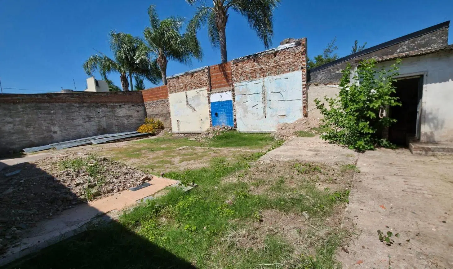 Se vende Terreno interno a 150 metros de Aristóbulo del Valle 5
