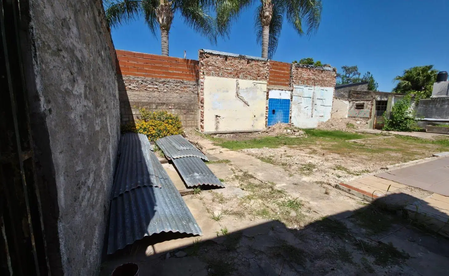 Se vende Terreno interno a 150 metros de Aristóbulo del Valle 6