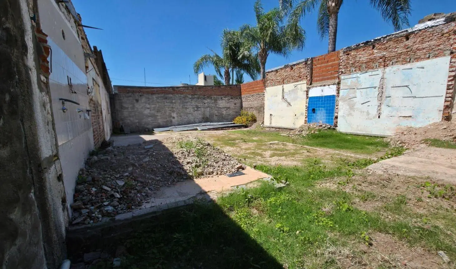 Se vende Terreno interno a 150 metros de Aristóbulo del Valle 1