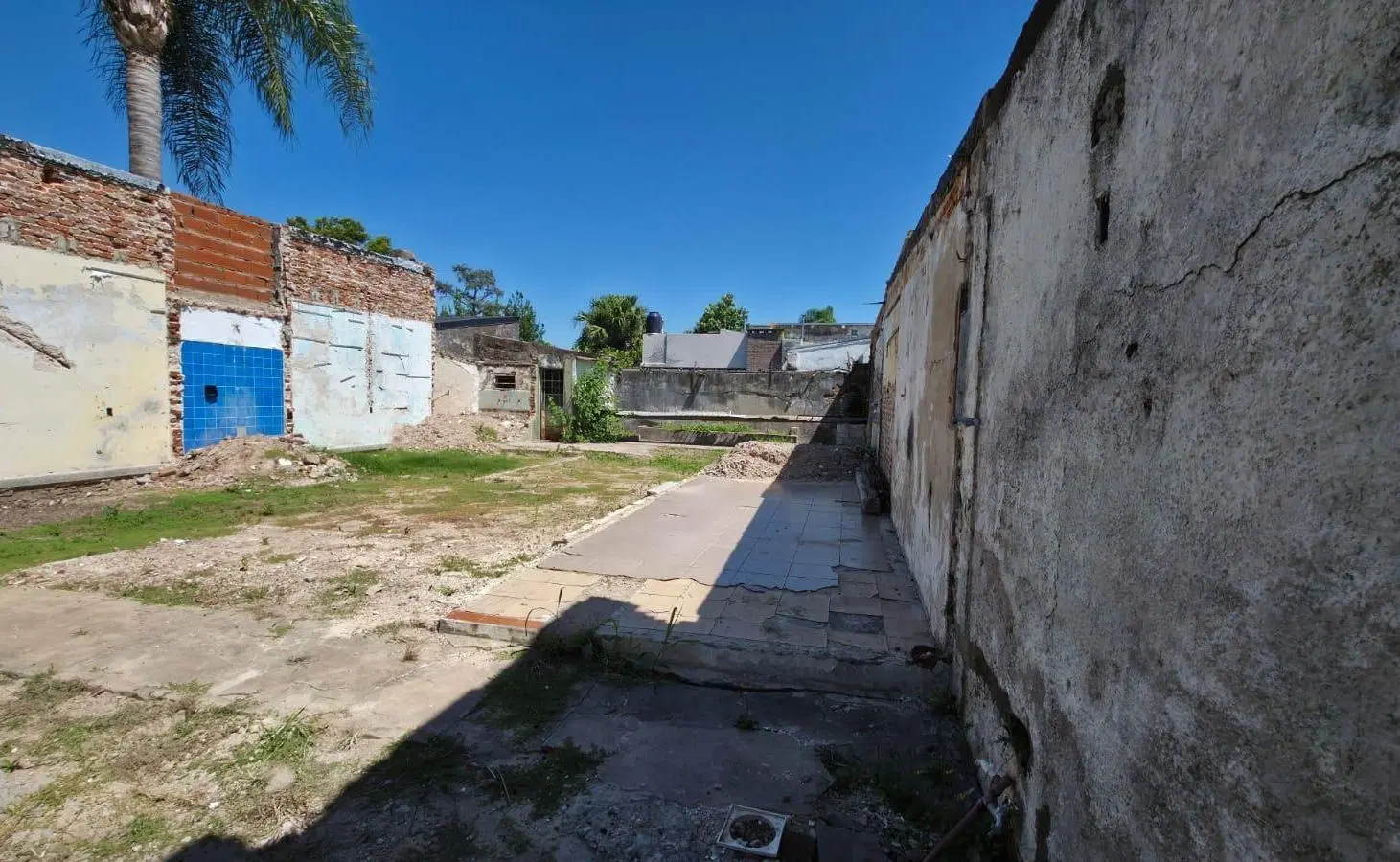 Se vende Terreno interno a 150 metros de Aristóbulo del Valle 4