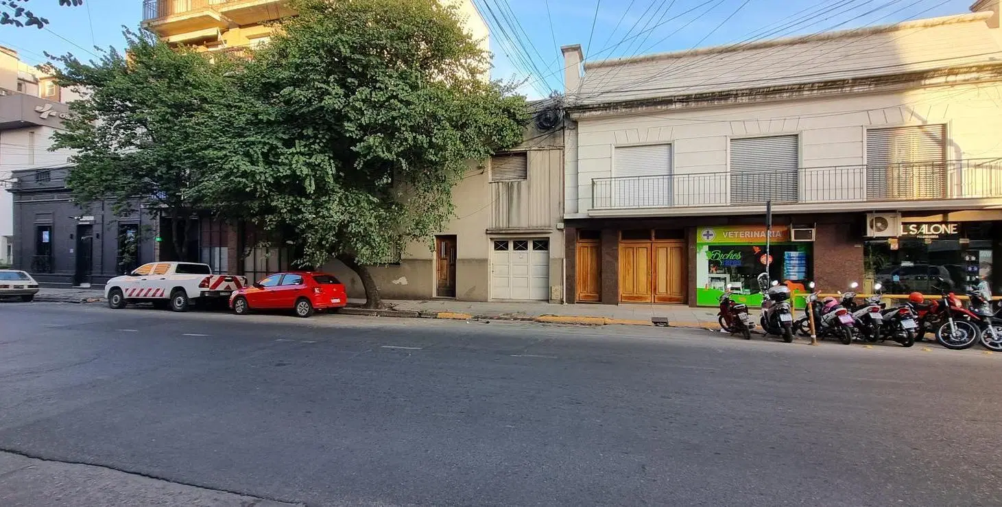 En venta terreno para desarrollo a mts de Av. Suipacha 2
