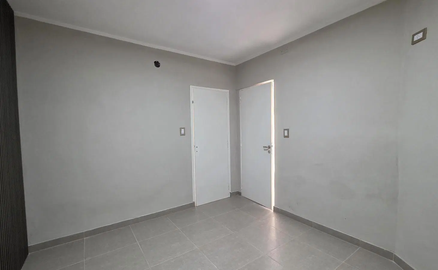Impecable Casa 2 Dorm c/Cochera y Patio en venta en barrio Sargento Cabral!! 8