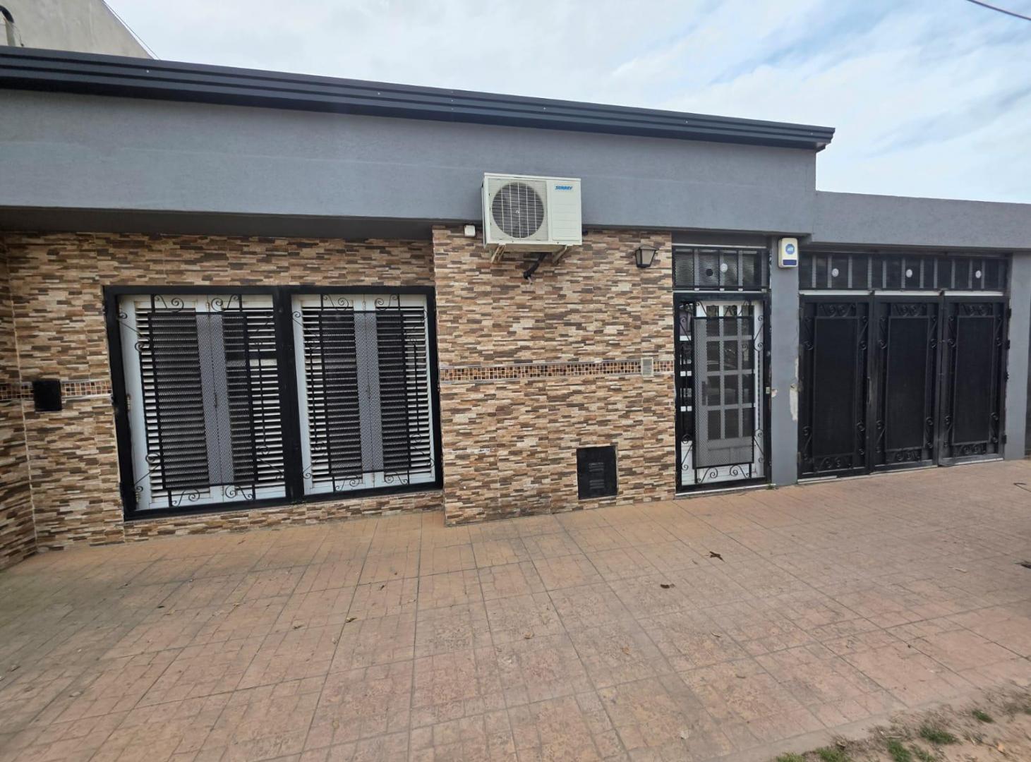 Foto de Oportunidad de Casa moderna a mts de Av. Facundo, imagen 3