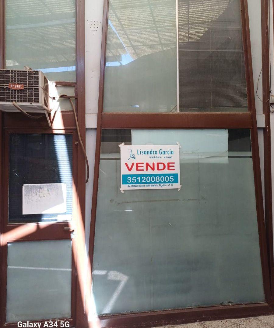 Foto de ALQUILER LOCAL GALERIA PIGALLE AV. RAFAEL NUÑEZ 4669, imagen 5