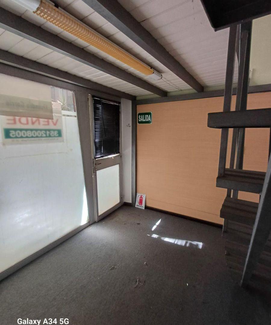 Foto de ALQUILER LOCAL GALERIA PIGALLE AV. RAFAEL NUÑEZ 4669, imagen 2