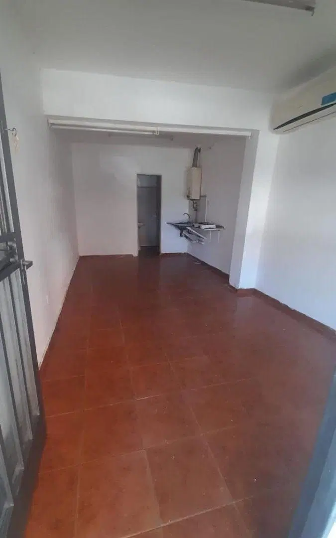 VENTA DE TERRENO PARA CONTRUIR EN ALTURA, LOCALES COMERCIALES - CALLE MAESTRO VIDAL, CBA CAPITAL 4