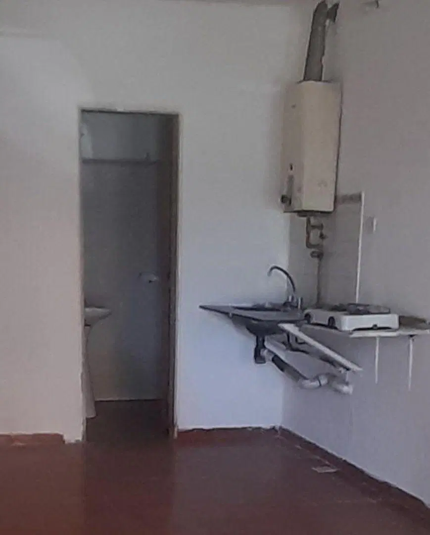 VENTA DE TERRENO PARA CONTRUIR EN ALTURA, LOCALES COMERCIALES - CALLE MAESTRO VIDAL, CBA CAPITAL 5