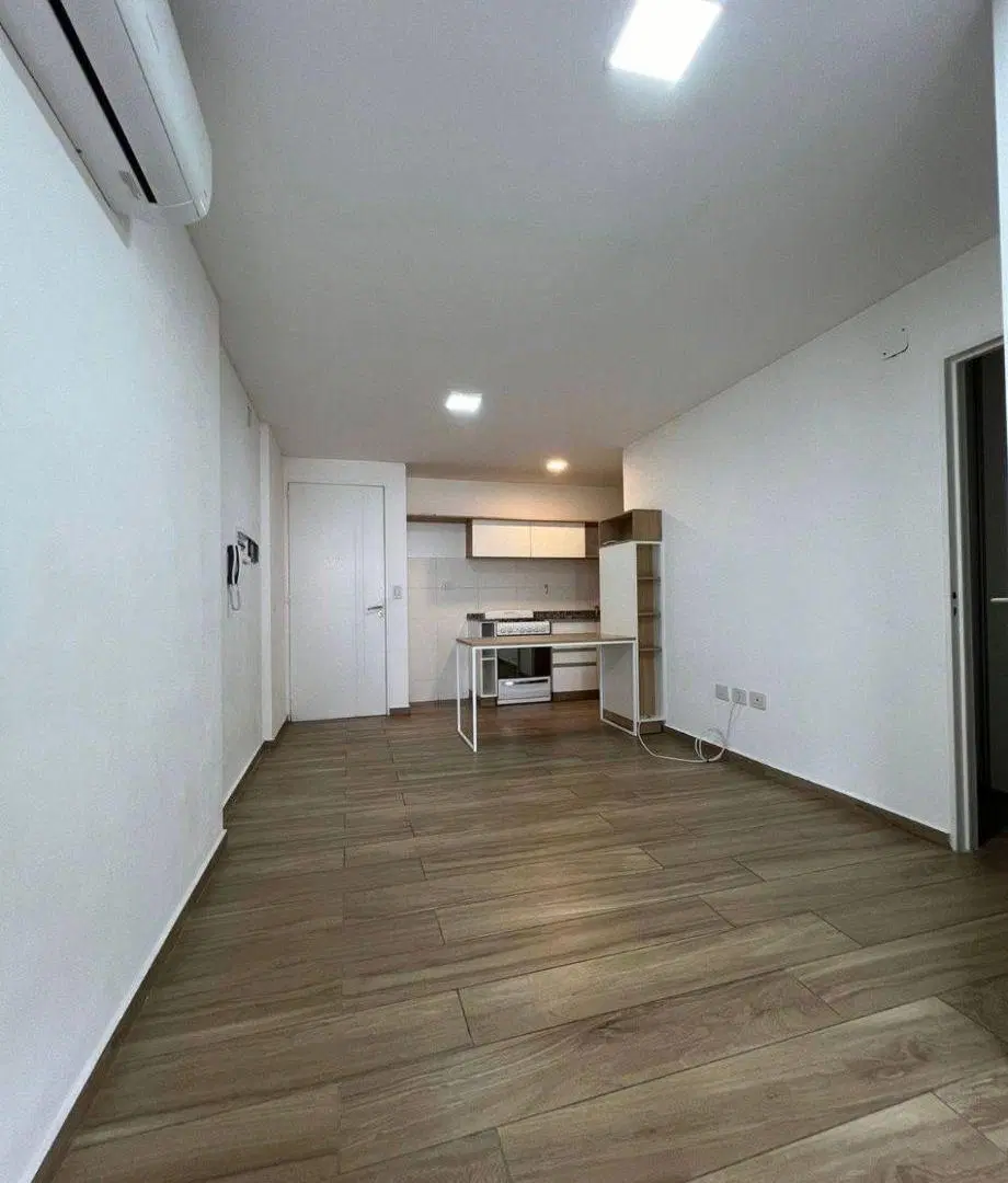 (CON RENTA) VENTA DEPTO 1 DORMITORIO CON BALCÓN (ESCRITURA) - NUEVA CÓRDOBA 5
