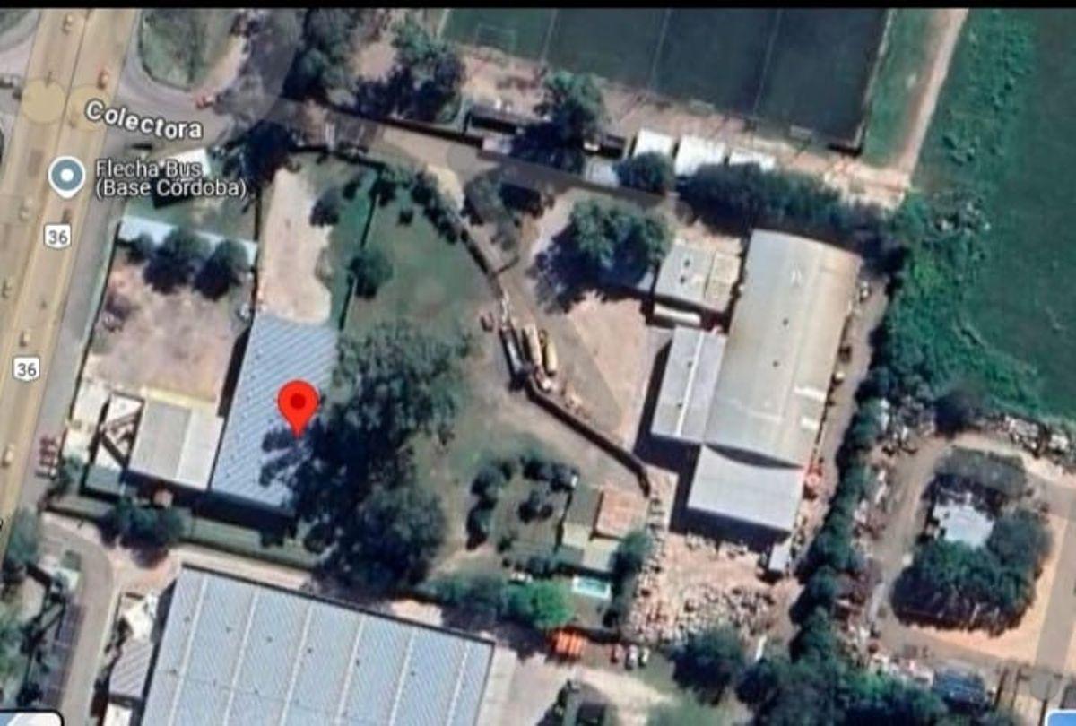 Foto de ALQUILER GRAN PLANTA INDUSTRIAL (IDEAL EMPRESAS) - SOBRE AV. VÉLEZ, imagen 1