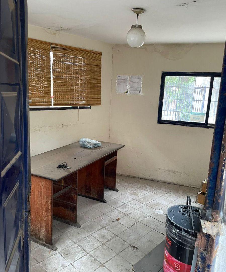 Foto de ALQUILER PLAYA DE ESTACIONAMIENTO (50 VEHICULOS) - BARRIO ALBERDI, imagen 3