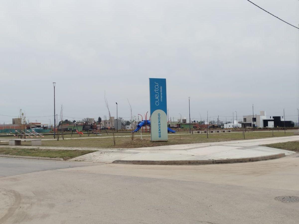 Foto de VENTA TERRENO 250M2, APTO DÚPLEX - CUESTAS DE MANANTIALES, imagen 1