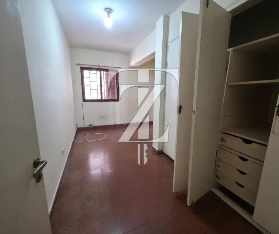 Departamento en calle Cordoba entre Urquiza y San Martin. 5