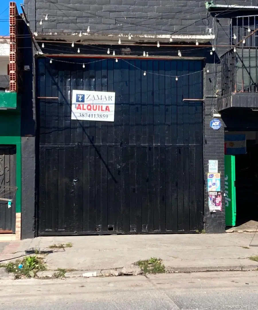 Galpón Comercial en calle San Martin al 2.400 4