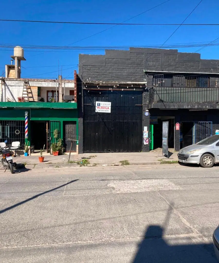 Galpón Comercial en calle San Martin al 2.400 5