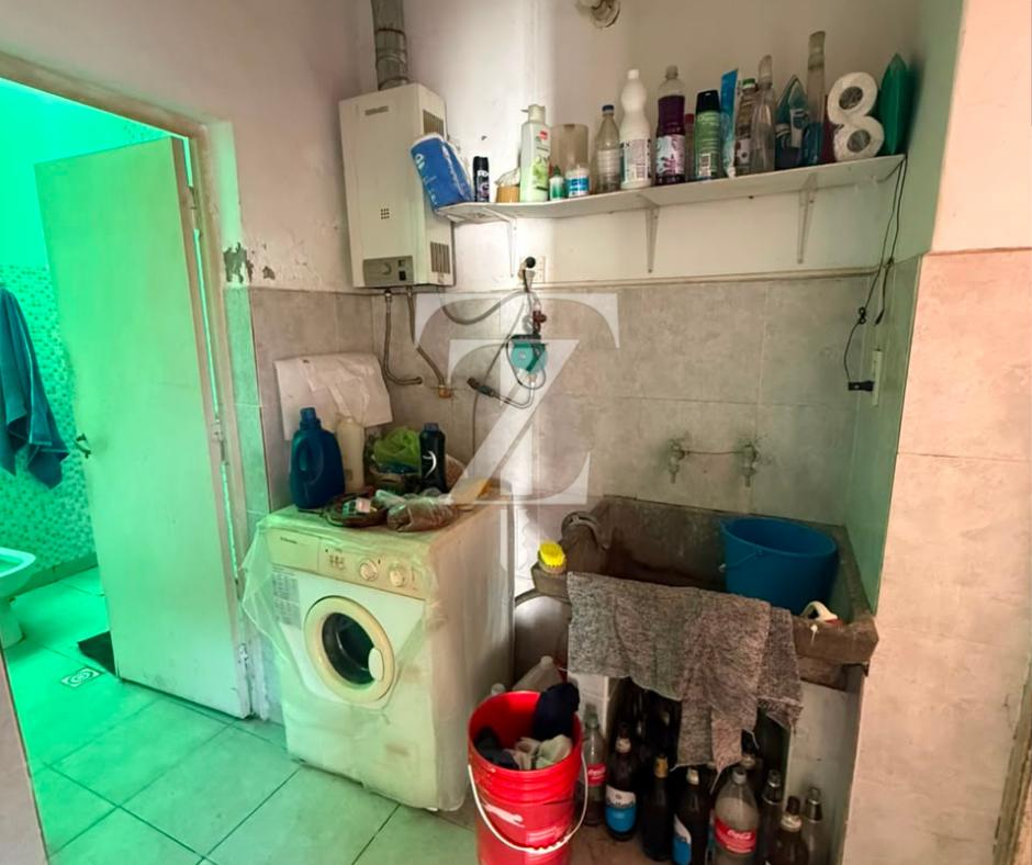 Foto de Casa a reciclar sobre calle Bolivar al 800., imagen 3