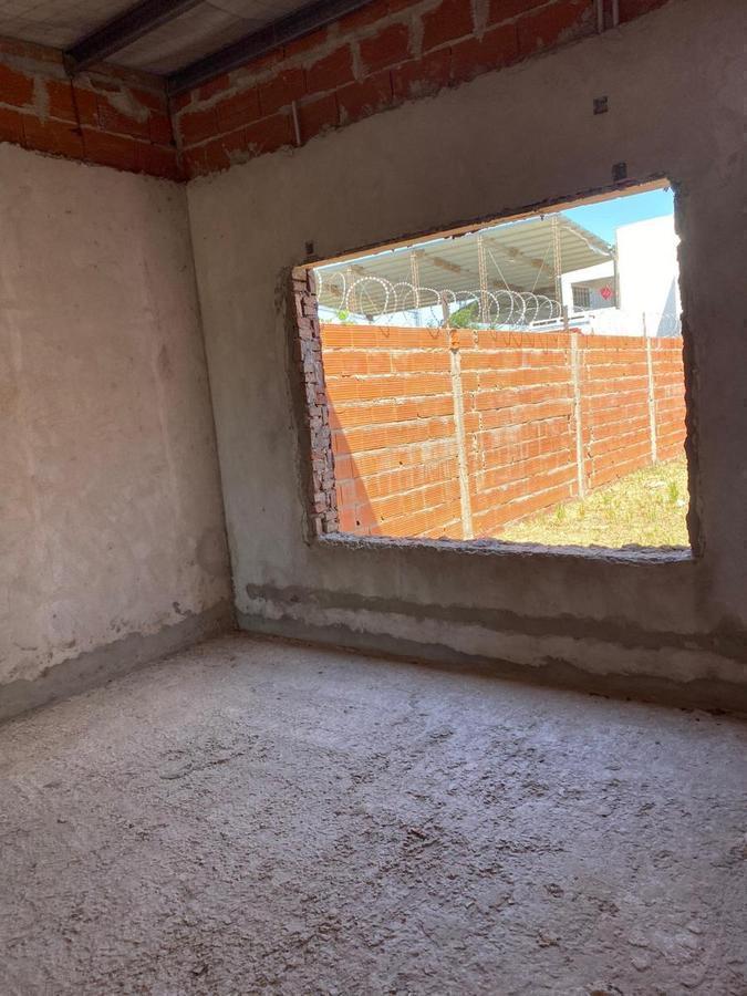 Foto de Casa a Terminar (70% construido) Villa Ramallo, imagen 2