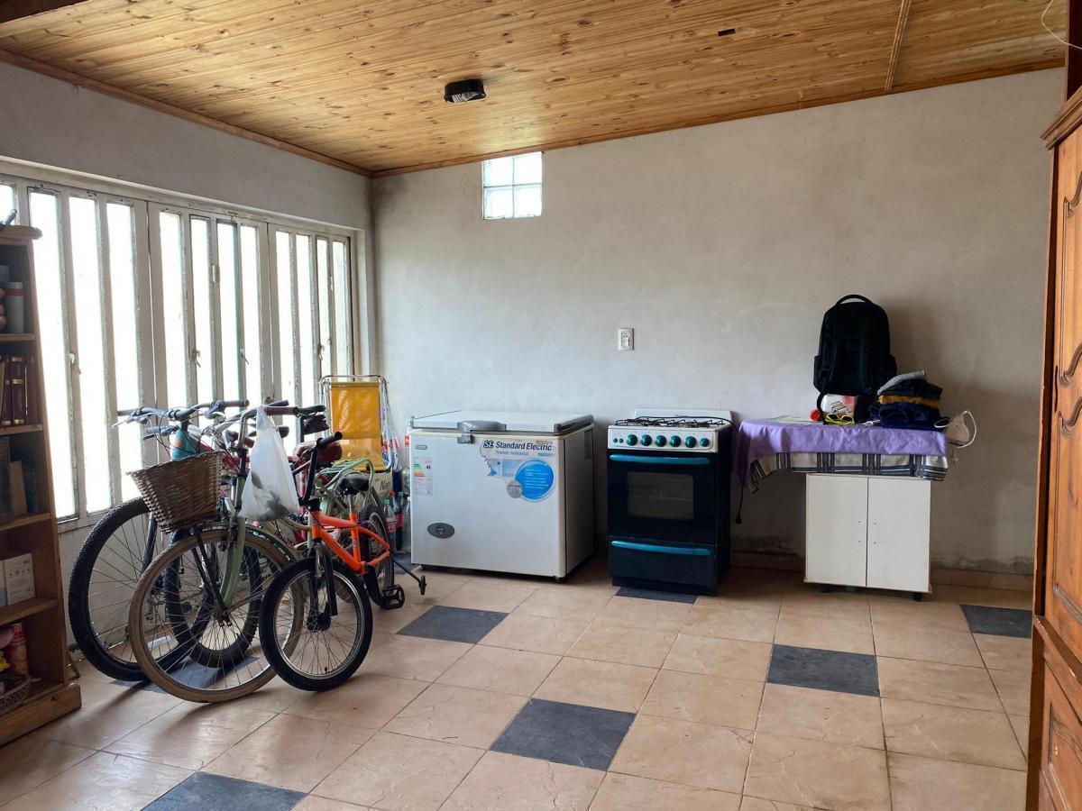 Foto de Casa con pileta - Ramallo, imagen 4