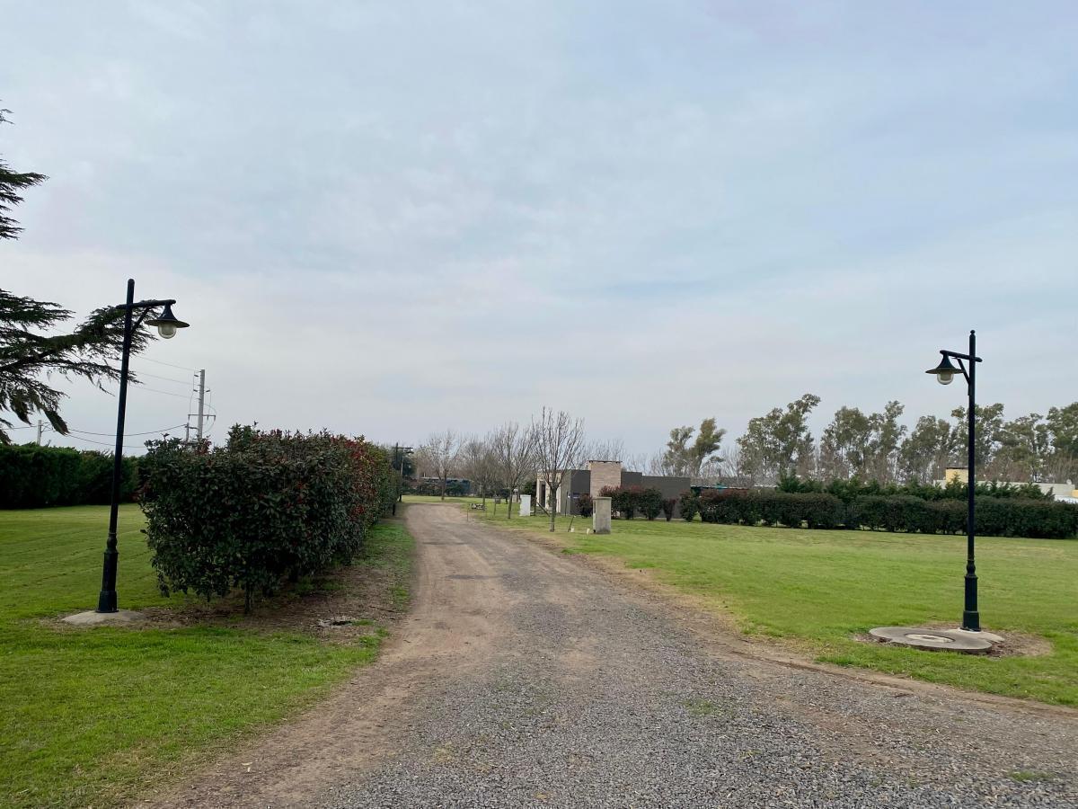 LOTE EN Q47 LOMAS - BARRIO PRIVADO