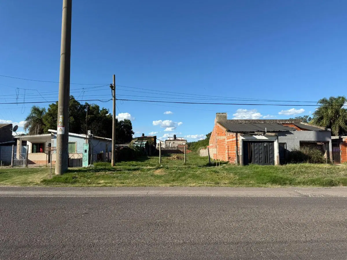 Terreno amplio sobre Avenida 5
