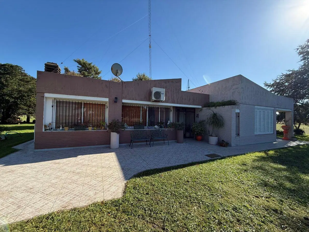 Casa Quinta con 6.7 has, excelente ubicacion 3
