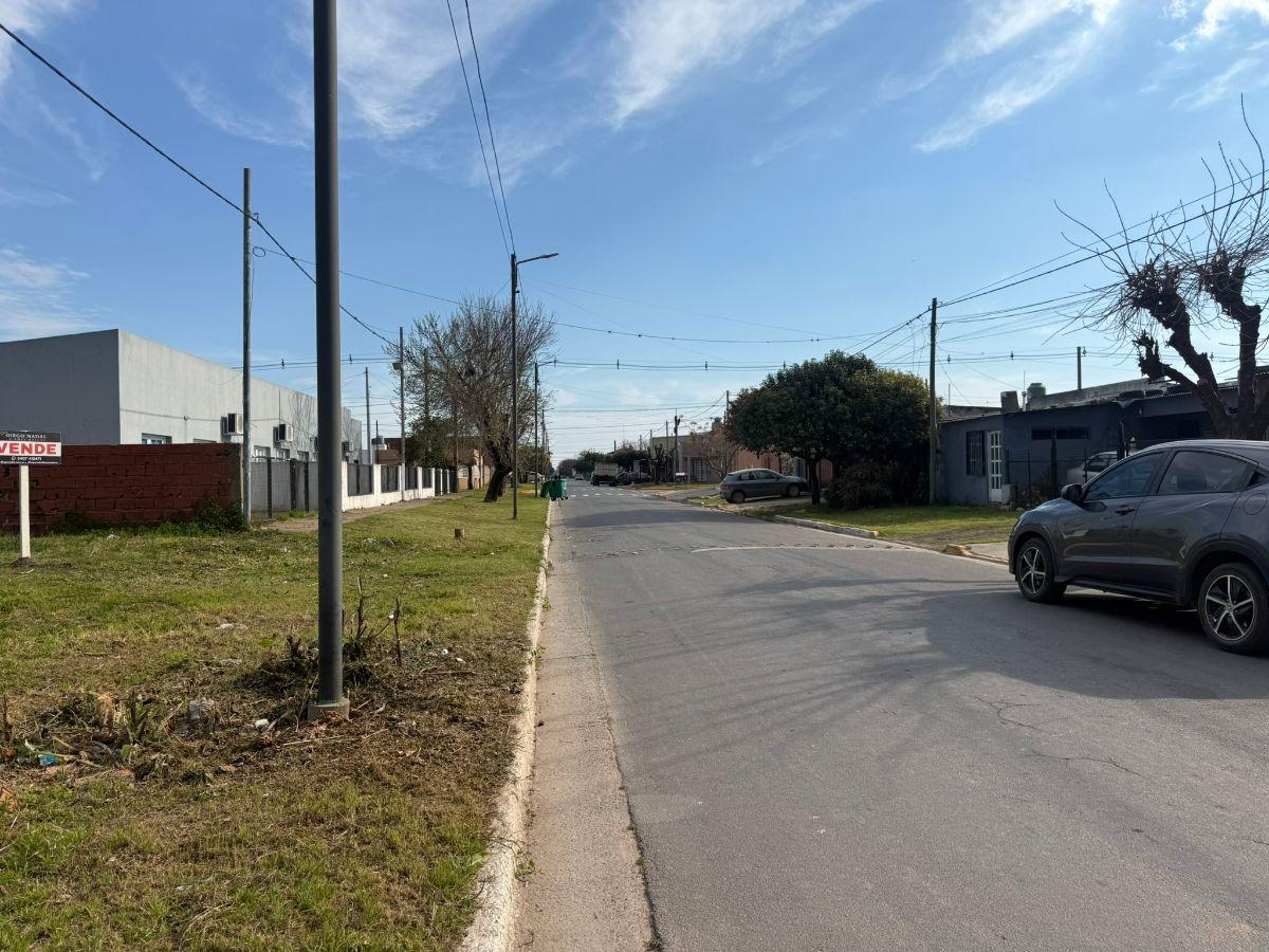 Foto de 3 terrenos en venta - Ramallo, imagen 3