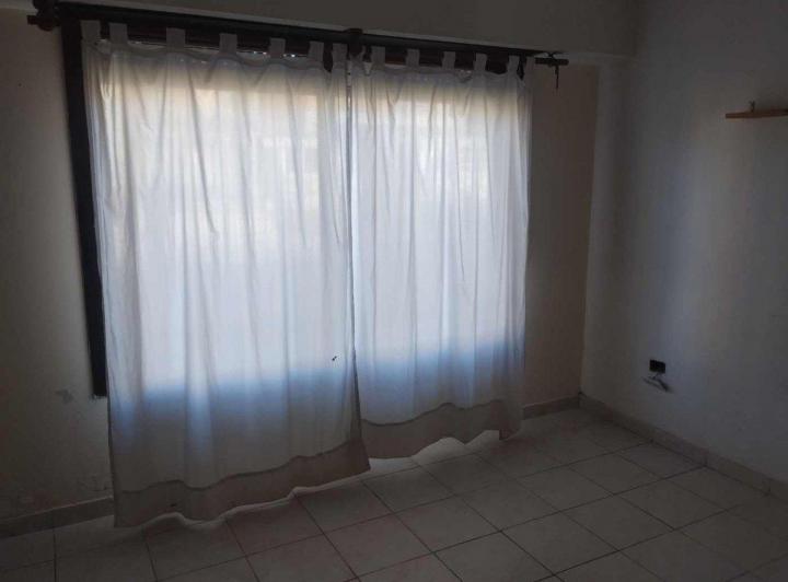 VENTA  CHALET + 2 DEPARTAMENTOS OPORT. ITUZAINGÓ 5