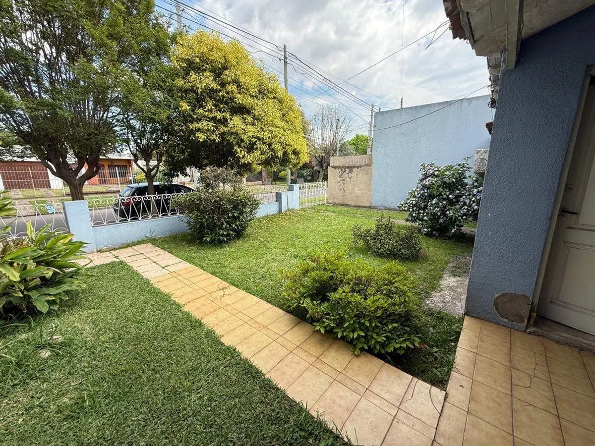 VENTA CASA ITUZAINGO 4 AMBIENTES LOTE PROPIO 5