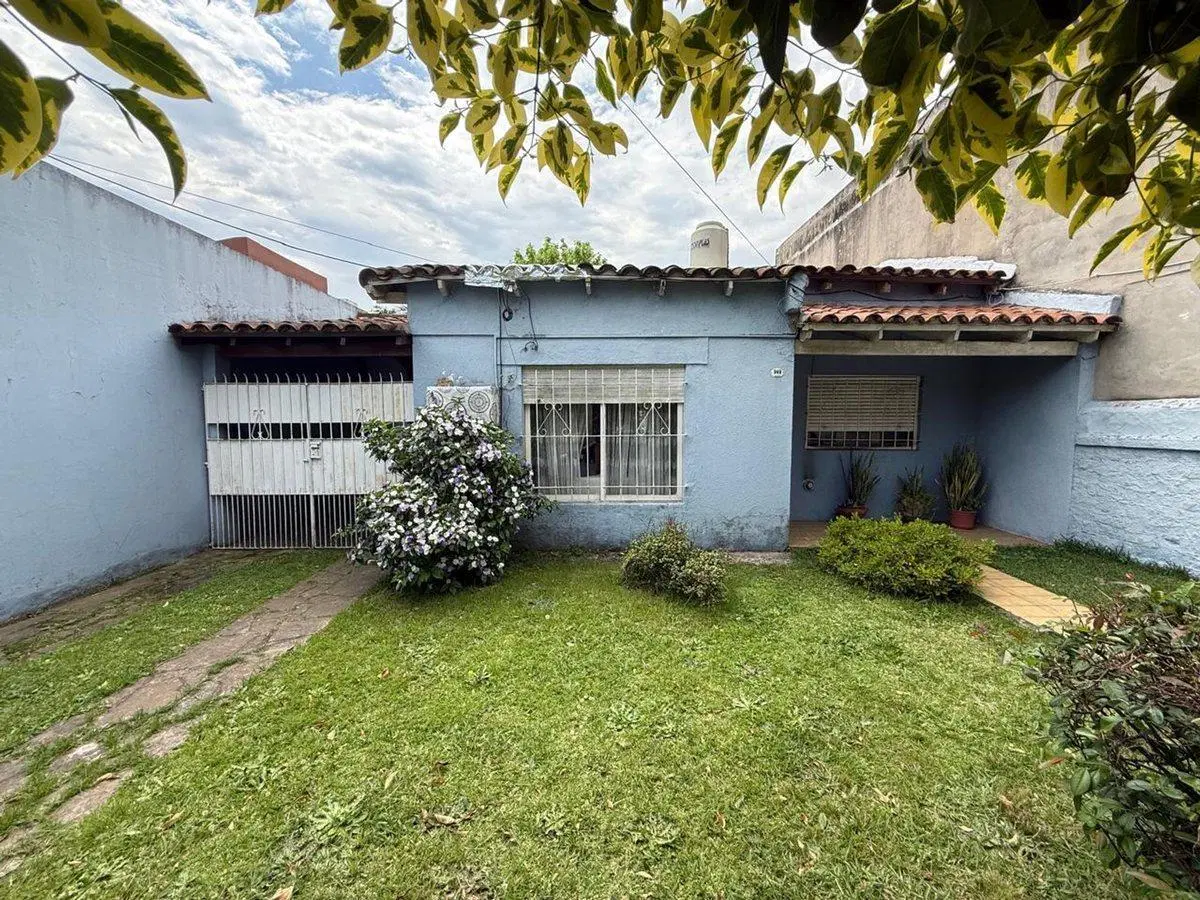 VENTA CASA ITUZAINGO 4 AMBIENTES LOTE PROPIO 2