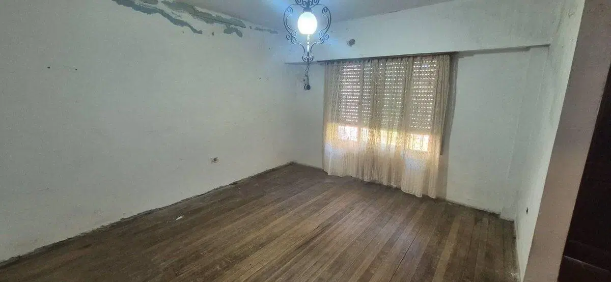 OPORTUNIDAD CASA Y TALLER A RECICLAR BERAZATEGUI 5