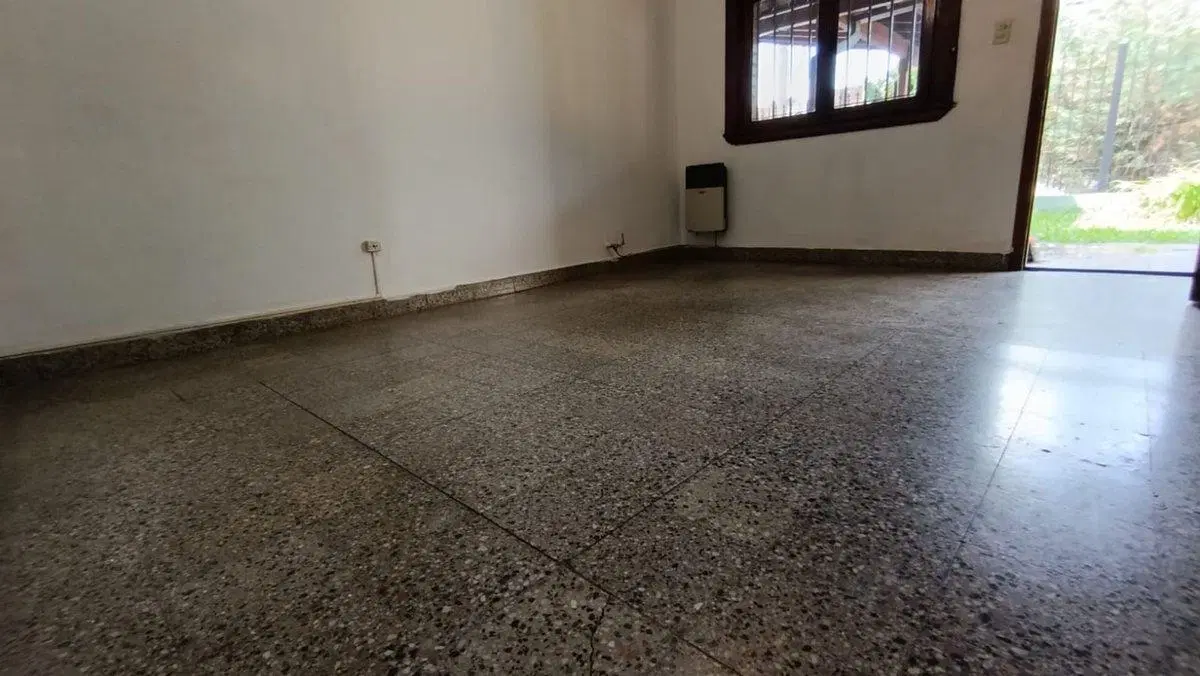 PH 2 AMBIENTES  CON JARDIN HAEDO 5