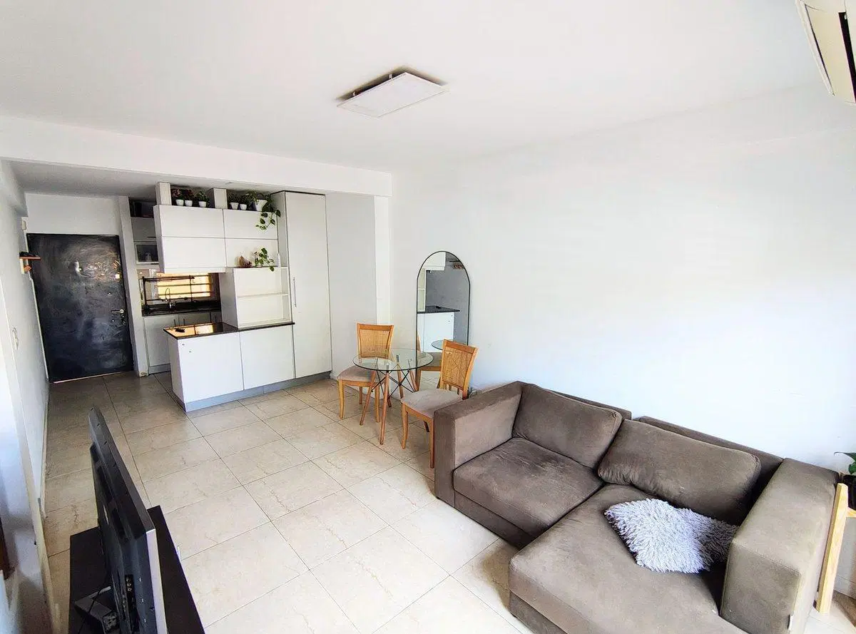 VENTA PH TRIPLEX 3 AMBIENTES, 2 BALCONES Y TERRAZA 4