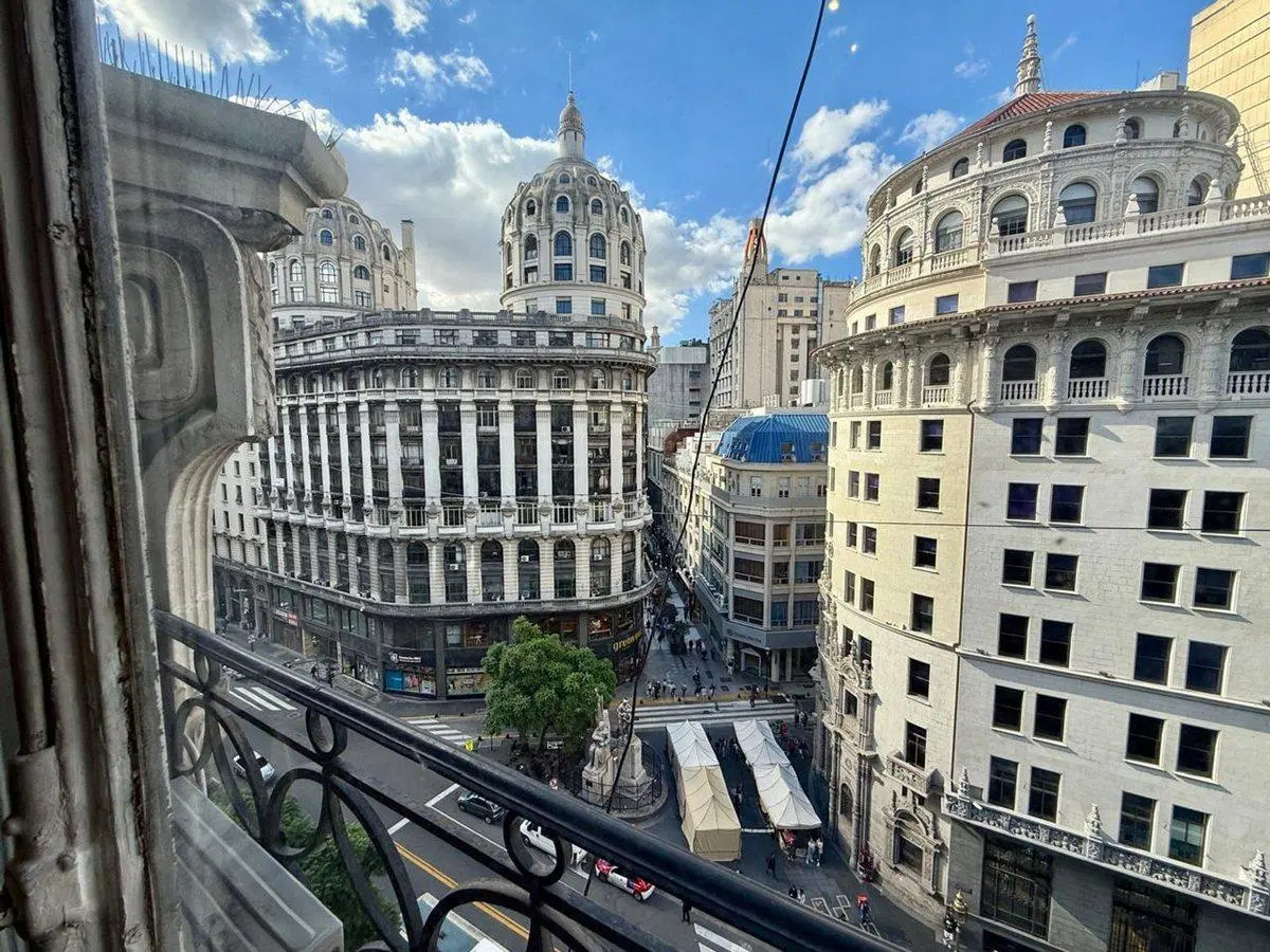 OFICINA VENTA CENTRO EDIFICIO MIGUEL BENCIT 4