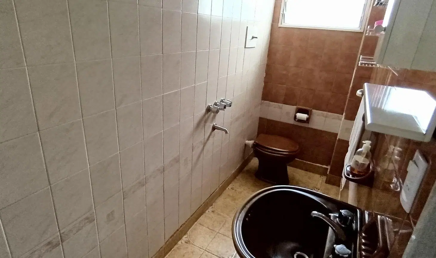 VENTA CASA 4 AMBIENTES CON PILETA EN LOTE PROPIO 4